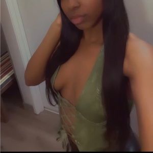 Green halter neck top